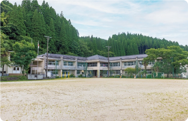 中原小学校